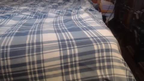 Snapshot of vintageolderguy chatting on April 14, 4:35 pm vintageolderguy online show from April 14, 4:35 pm