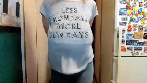 Snapshot of viodetta chatting on November 2, 9:55 am viodetta online show from November 2, 9:55 am