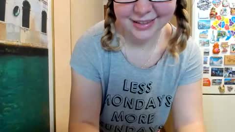 Snapshot of viodetta chatting on February 16, 12:34 pm viodetta online show from February 16, 12:34 pm