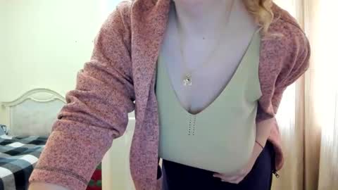 Snapshot of viodetta chatting on February 25, 2:16 pm viodetta online show from February 25, 2:16 pm