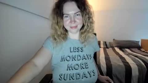 Snapshot of viodetta chatting on March 22, 5:05 pm viodetta online show from March 22, 5:05 pm