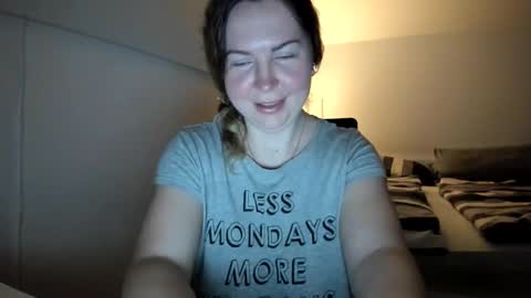 Snapshot of viodetta chatting on March 23, 6:56 pm viodetta online show from March 23, 6:56 pm