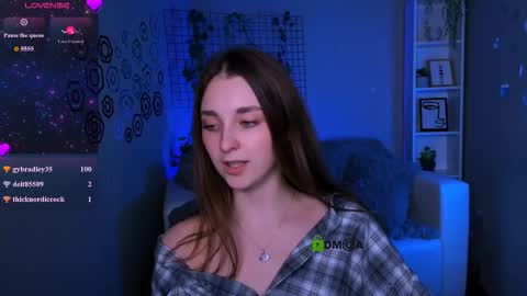 Vi online show from March 15, 4:02 pm