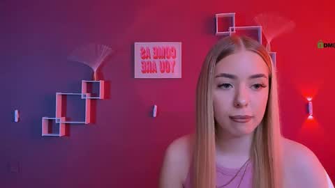 Snapshot of viola_sweet_ chatting on May 15, 9:16 am viola_sweet_ online show from May 15, 9:16 am