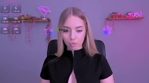 Snapshot of viola_sweet_ chatting on May 24, 9:03 am viola_sweet_ online show from May 24, 9:03 am