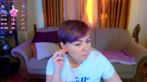 Snapshot of violarayden chatting on January 15, 11:26 am Viola online show from January 15, 11:26 am