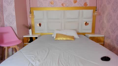 Violet  online show from March 1, 12:29 pm