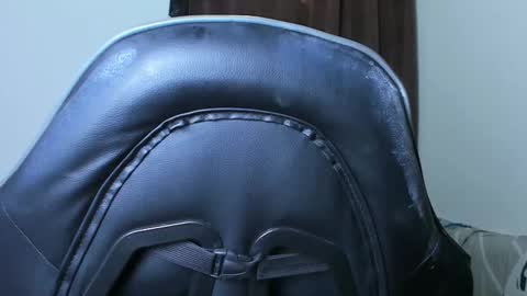 Violet and Myers online show from February 16, 9:11 pm