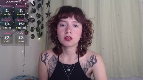 Violet online show from May 24, 7:13 am
