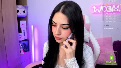 Snapshot of violet_catt chatting on February 6, 5:30 pm Violeta  online show from February 6, 5:30 pm