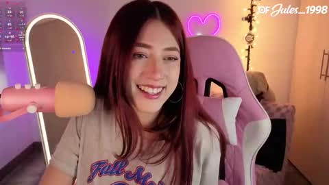 violet online show from February 24, 5:11 pm