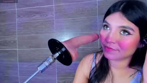Snapshot of violet_fiore chatting on July 15, 4:12 pm Violet Fiore online show from July 15, 4:12 pm