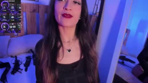 Violet Jones online show from March 19, 3:49 pm