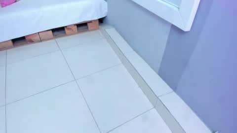 violet_moonligth online show from June 15, 1:46 pm