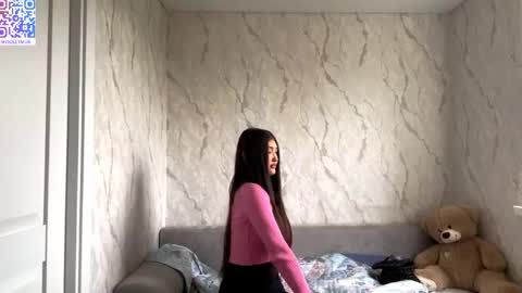 Violet online show from May 28, 9:28 am
