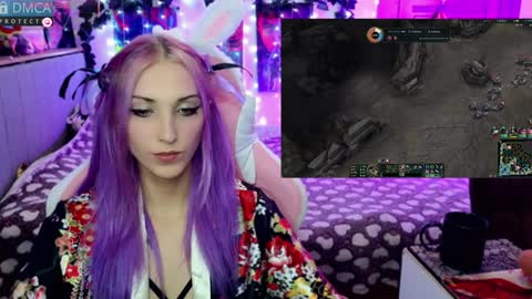 Snapshot of violet_noir_ chatting on January 23, 12:19 pm Deya online show from January 23, 12:19 pm