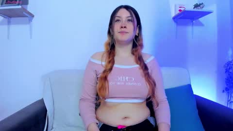 Violeta online show from February 19, 2:02 pm