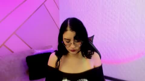 Snapshot of violeta_diazz chatting on February 28, 9:27 pm online show from February 28, 9:27 pm
