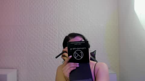 Snapshot of violeta_diazz chatting on April 28, 9:20 pm online show from April 28, 9:20 pm