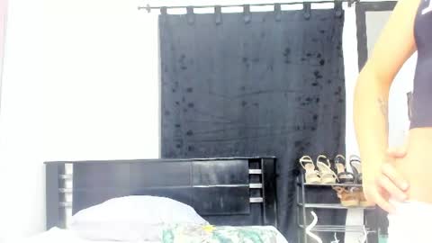 Snapshot of violeta_gracee chatting on June 30, 10:55 pm violeta_gracee online show from June 30, 10:55 pm