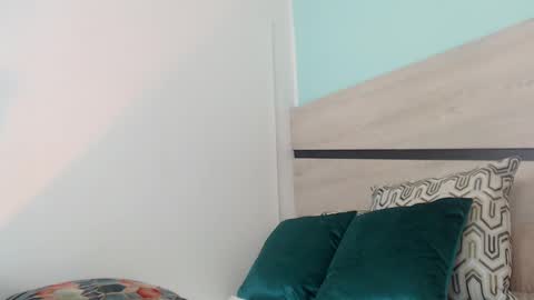 Snapshot of violeta_leon chatting on December 29, 1:13 am Violeta leon online show from December 29, 1:13 am