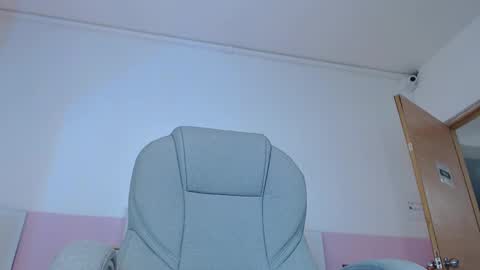 Snapshot of violeta_leon chatting on February 22, 10:07 am Violeta leon online show from February 22, 10:07 am