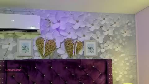 violeta_medina online show from May 10, 3:01 am