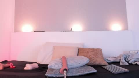 Snapshot of violeta_queen11 chatting on July 6, 3:14 pm Violeta online show from July 6, 3:14 pm