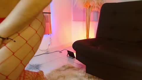 Violeta online show from December 4, 4:38 pm