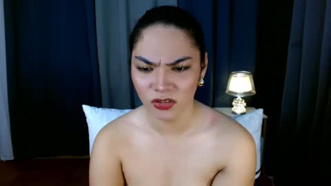 violet online show from January 20, 10:18 am