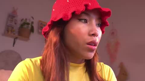 violeth___ online show from September 28, 11:04 am