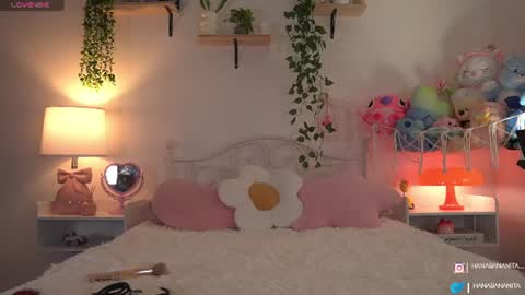 Snapshot of violeth___ chatting on June 20, 10:18 am violeth___ online show from June 20, 10:18 am