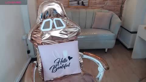 violeth_b online show from December 24, 1:06 pm