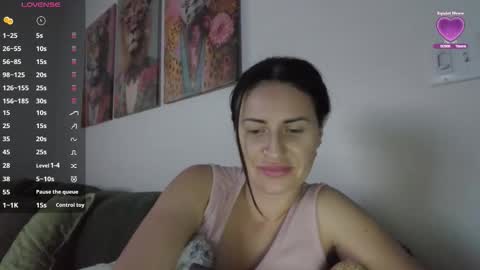 Snapshot of violetik888 chatting on January 19, 1:04 pm VioletBaby online show from January 19, 1:04 pm