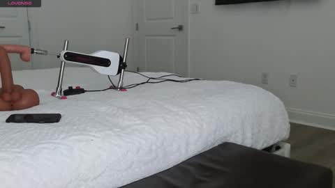 Snapshot of violetik888 chatting on January 31, 7:11 pm VioletBaby online show from January 31, 7:11 pm