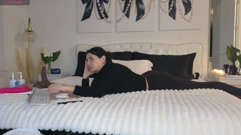 Snapshot of violetik888 chatting on February 7, 1:20 am VioletBaby online show from February 7, 1:20 am