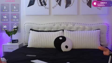 Snapshot of violetik888 chatting on February 27, 3:01 pm VioletBaby online show from February 27, 3:01 pm