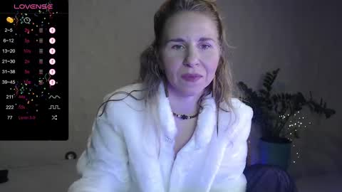 Snapshot of violetplath chatting on February 1, 9:08 pm Violet next stream December 6 online show from February 1, 9:08 pm