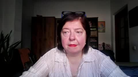 violetpulse online show from March 31, 1:55 pm