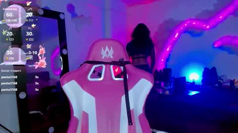   online show from October 21, 6:52 pm