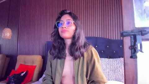 Violet Rousse online show from February 17, 5:52 pm