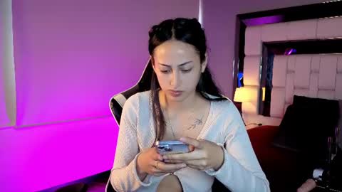 Snapshot of violetskinny chatting on July 11, 9:38 pm violetskinny online show from July 11, 9:38 pm
