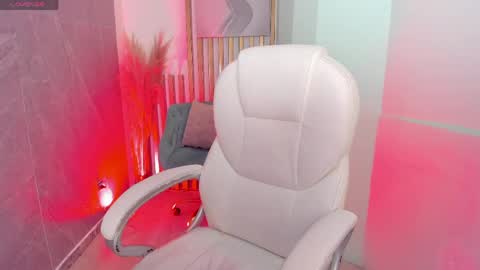 VioletSky  online show from May 12, 6:21 am