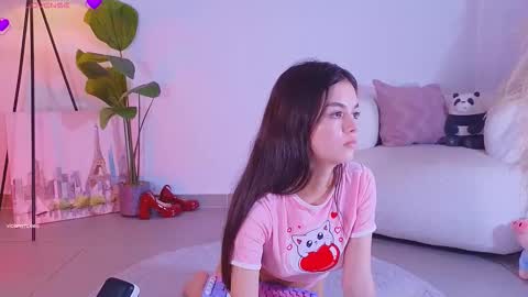 violetssweet online show from November 4, 1:05 am