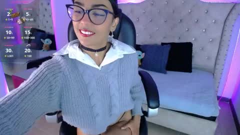 Violet online show from May 20, 11:16 am