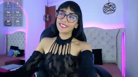 Violet online show from May 24, 11:04 am