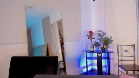 violetta_bold online show from April 28, 3:39 pm