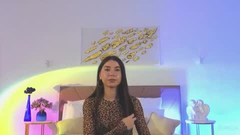 violetta_finch online show from May 26, 10:33 am