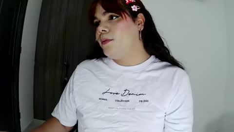 violettacam69 online show from November 11, 7:14 pm