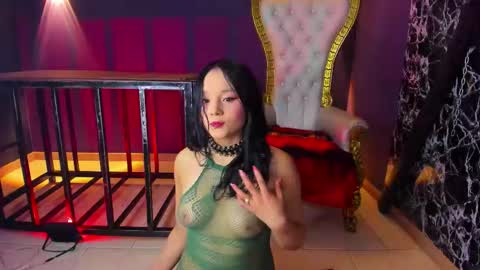 Snapshot of violettamidnight chatting on February 4, 3:56 am Violetta online show from February 4, 3:56 am